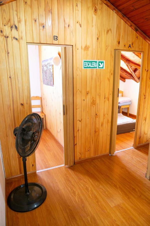 Huellas Hostel Лаго-Пуело Екстер'єр фото
