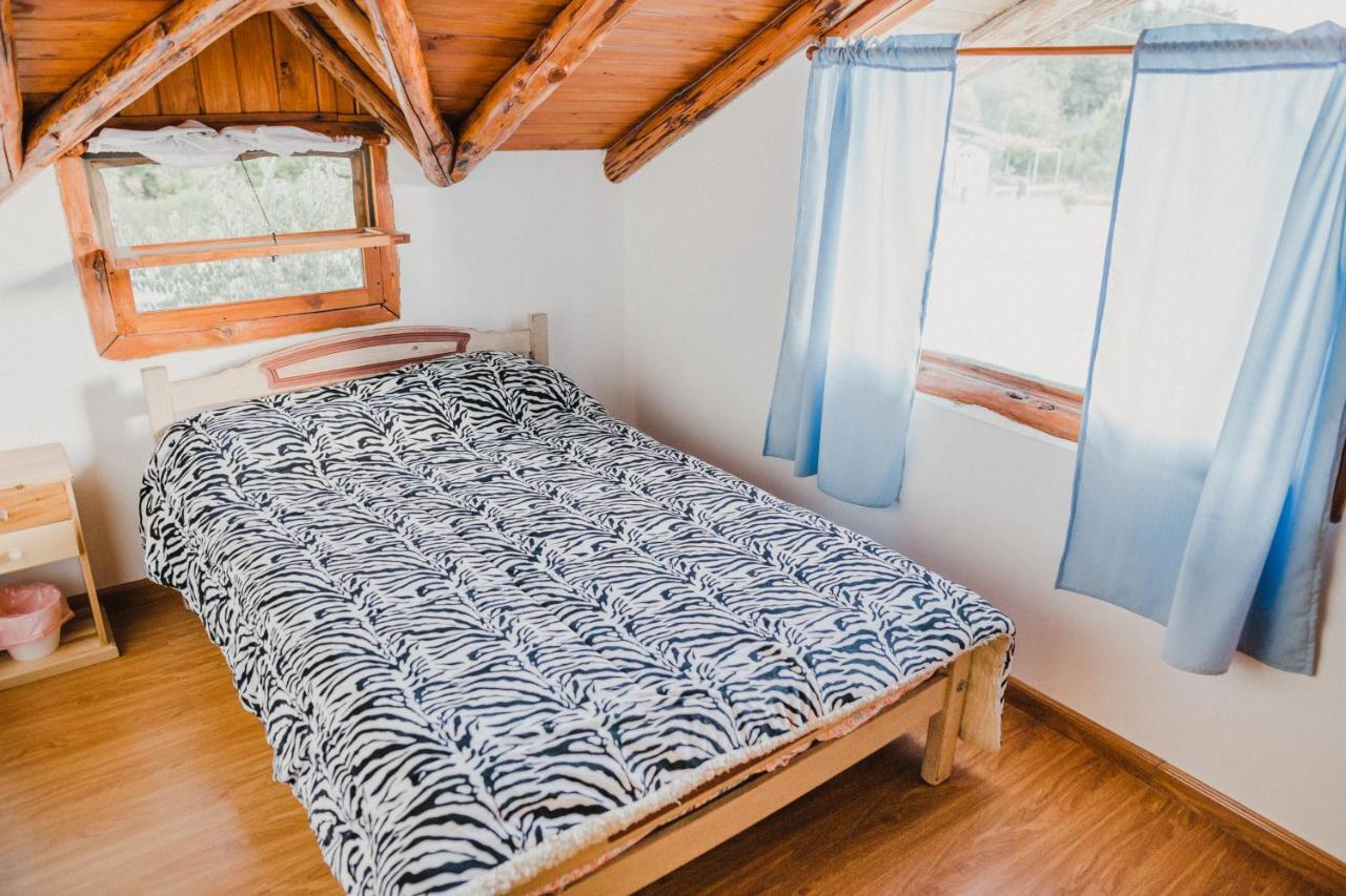 Huellas Hostel Лаго-Пуело Екстер'єр фото